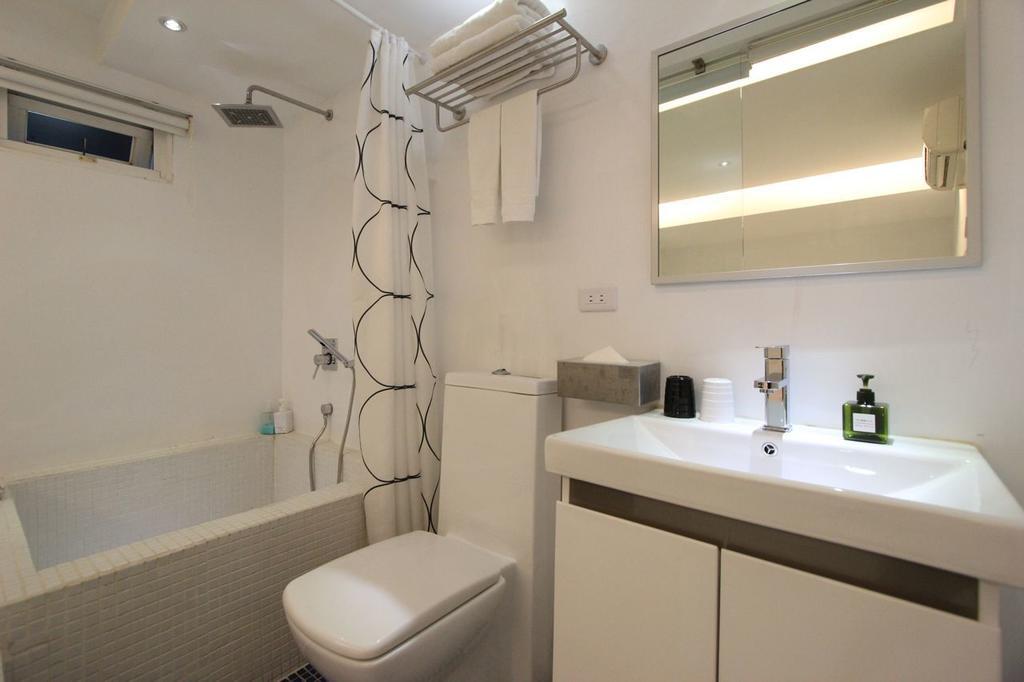 เดอะ เฮ้าส์ บีแอนด์บี Bed & Breakfast Shanjiao ภายนอก รูปภาพ