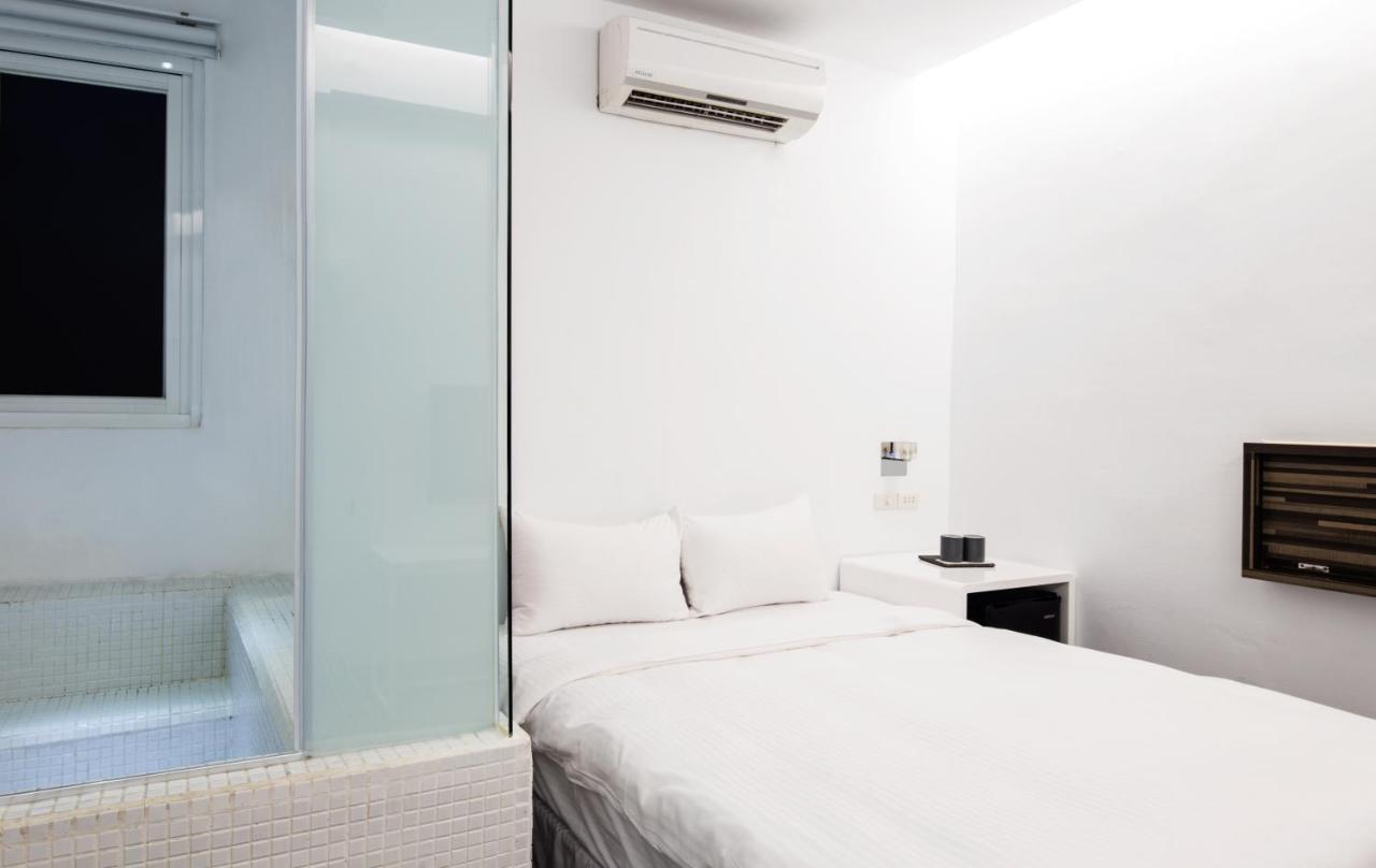 เดอะ เฮ้าส์ บีแอนด์บี Bed & Breakfast Shanjiao ภายนอก รูปภาพ